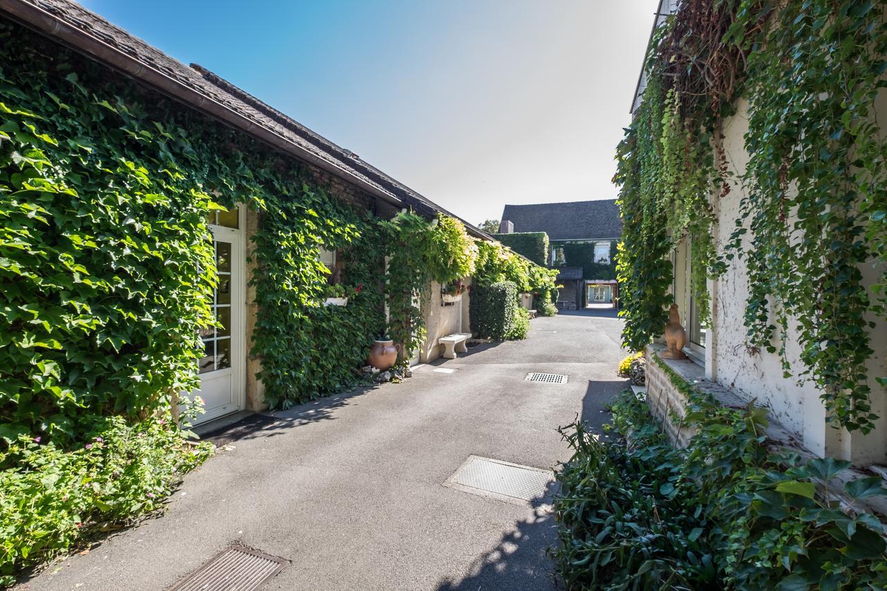 Hostellerie De Bretonniere - Groupe Logis Hotels Beaune  Bagian luar foto